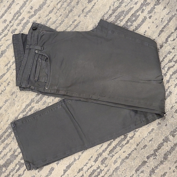 J Brand Jeans Men's Kane Straight-Fit Pant with 34" Inseam Herb - Picture 6 of 8